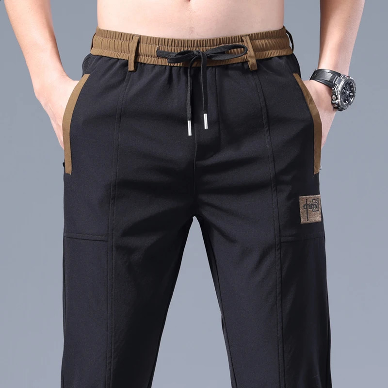 Pantalon pour hommes en été noir gris mince pantalon golf décontracté