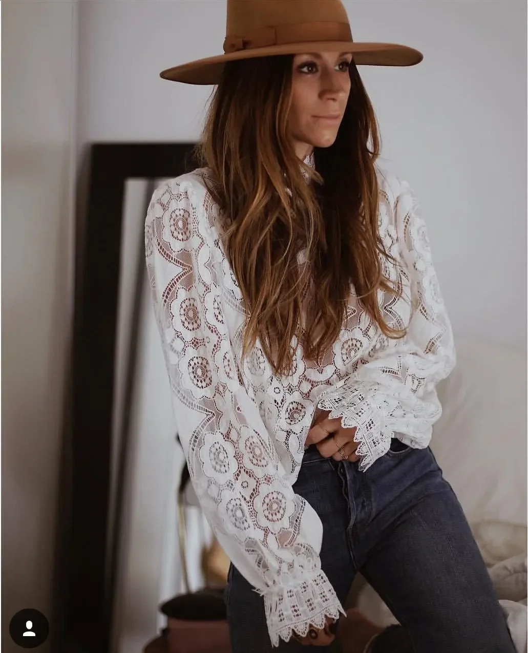 AYUALIN Womens White Lace Shirt Womens Long Sleeve See Through Sexy Blusa Retro Womens Transparent Top Casual Bohemian Shirt 240820