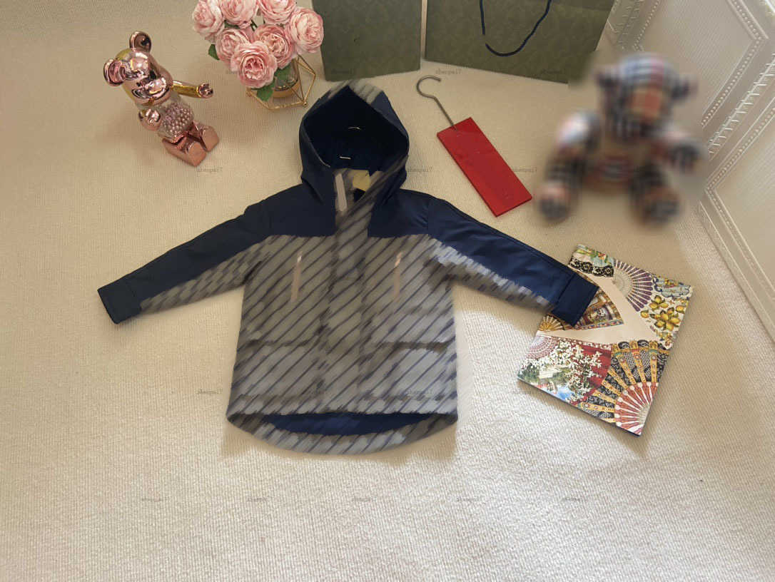 Top baby Long down jacket Letter full print kids Winter jacket Size 100-160 Logo intaglio printed zipper children overcoat