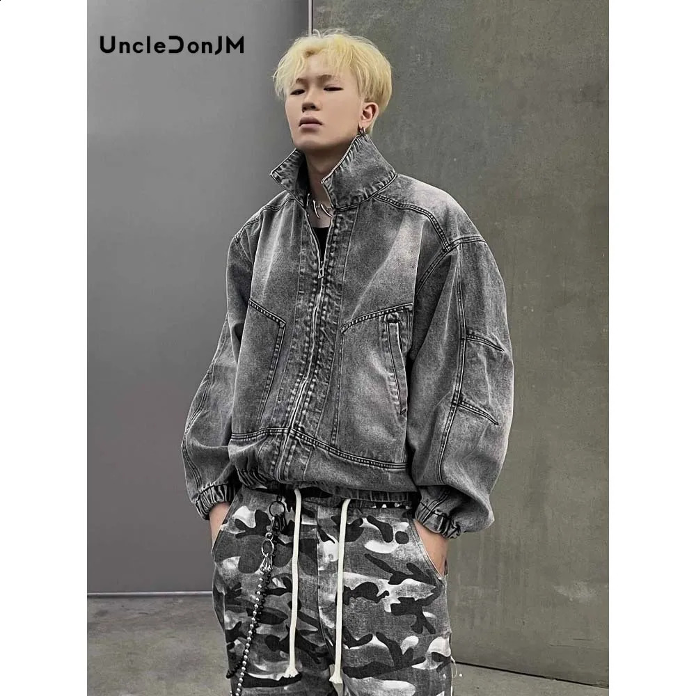 Silhouette Threedimensional Back Armor Splicing Short Denim Jacket Men 240819