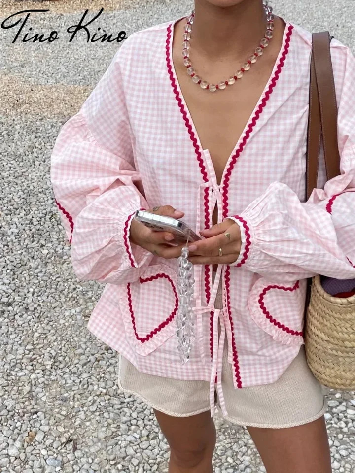 Flat weave bow lace womens top with pericardial puff sleeves womens shirt 2024 fashionable summer casual V-neck beach loose womens shirt 240820