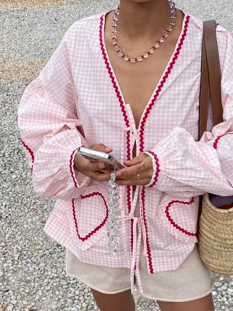 Fashionable pink plain weave shirt for women in spring and summer 2024 elegant womens sweater top chic long sleeved lace cardigan 240820