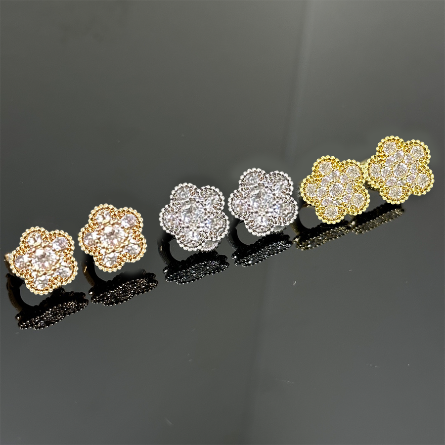 Boucles d'oreilles classiques en forme de feuille pour femmes, 10 Styles au choix, Design de boucles d'oreilles à la mode, bijoux de fête de mari