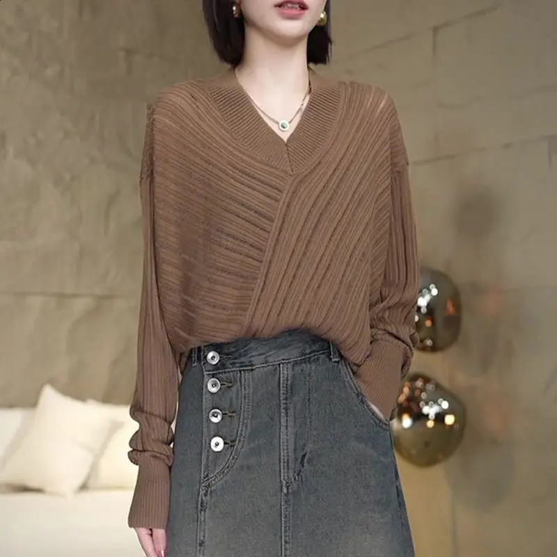 Autumn Winter V-neck Long Sleeve Fashion Sweater Women High Street Solid Color Asymmetrical Pullovers Elegant All-match Tops 240820