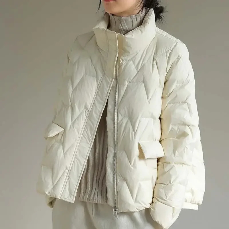 2024 automne mince canard blanc bas par parkas légers court pour les femmes collier de support à la mode