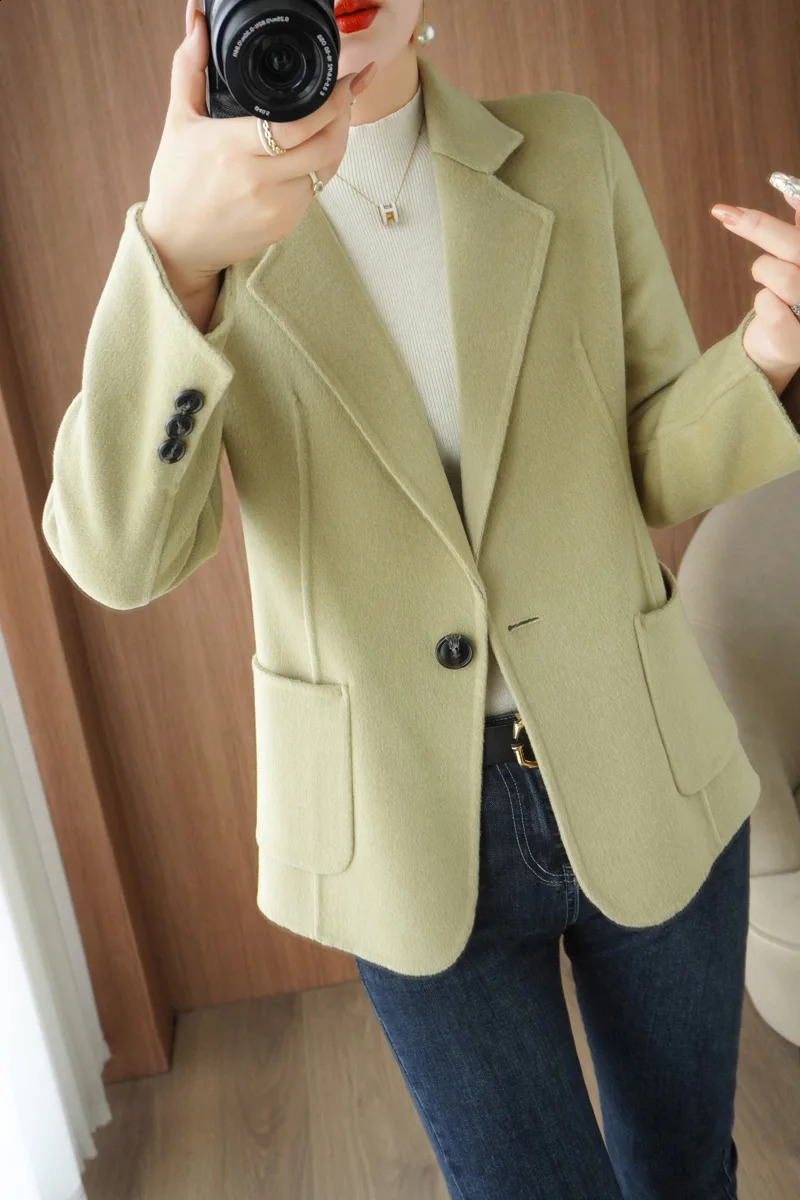 Autumn and Winter 100 Pure Wool Double sided Coat Womens Medium Fit Suit Collar Fashion Trend Solid Color Top 240820