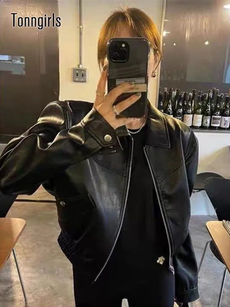 Tonngirls Gothic Faxu Leather Jacket Women Casual Korean Style Y2k Vintage Coat Streetwear Biker Motorcycle Jackets Out Wear 240820