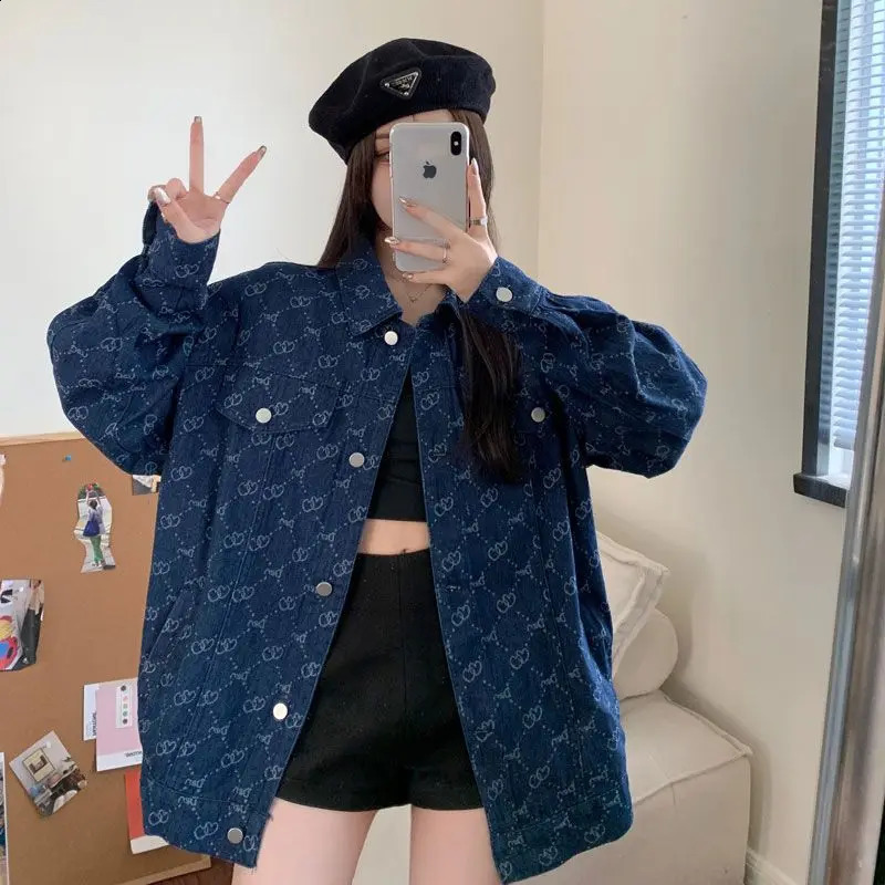2024 Autumn Loose Casual Denim Jacket Womens Longsleeved Versatile Fashion Printed Singlebreasted Coat 240820
