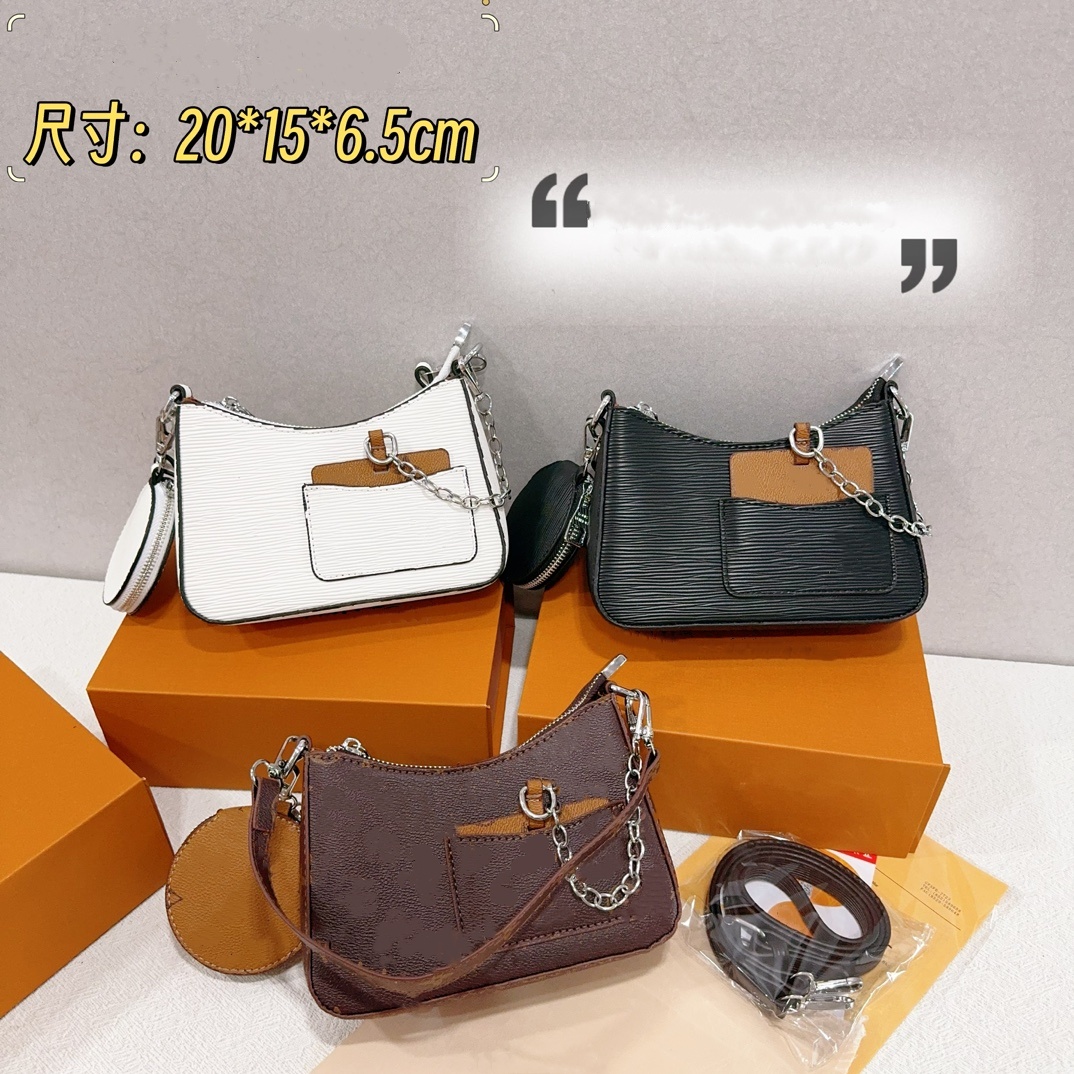 Sacs de créateur de mode Chaînes d'épalsiques en cuir Luxury Femmes Handbags LETTRES DE LA CAPACITÉE 2024 NOUVEAU SAC A MAIN
