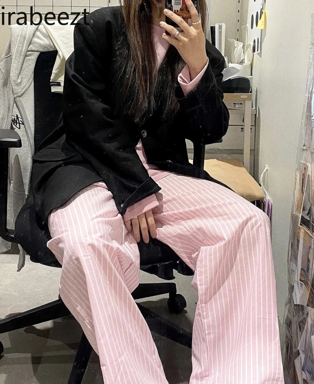 Personnalité de niche rayures roses simples pantalon de cargaison de cargaison de cargais