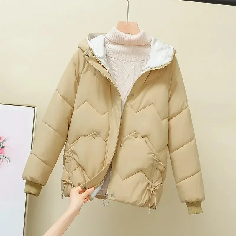 2023 Fashion Korean Loose Autumn Winter Parka Short Overcoat Thick Hooded Cotton Padded Jackets Coats Female Outwear 240821