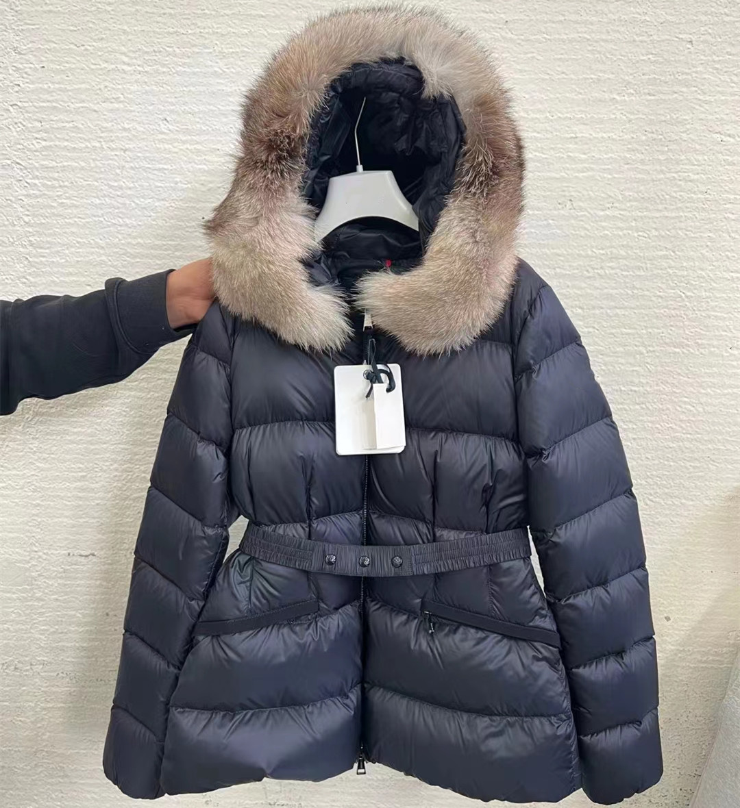 Designer Women Padded Hooded Down Jacket Winter Puffy Fur Trim Coats Hood with detachable frost fox fur trim