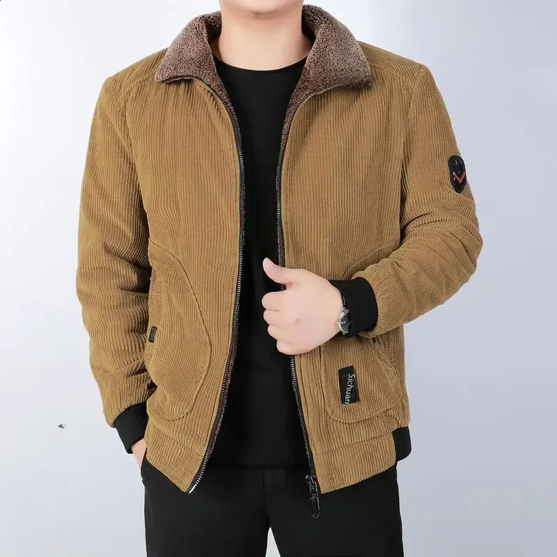 Veste en velours côtelé en coton chaud et lâche Style décontracté adapté aux personnes d'âge moyen et aux personnes âgées 240822