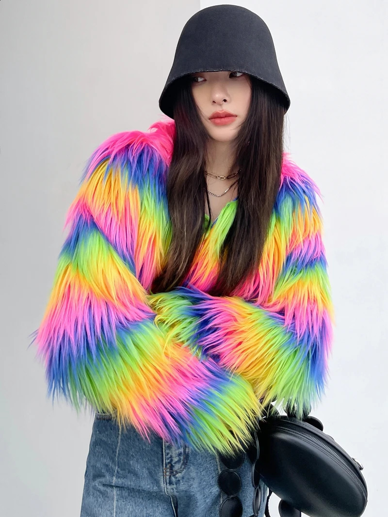 Streetwear arc-en-ciel en fausse fourrure à rayures femme chèvre laine à fourrure veste club top club automne vêtements d'hiver 240821