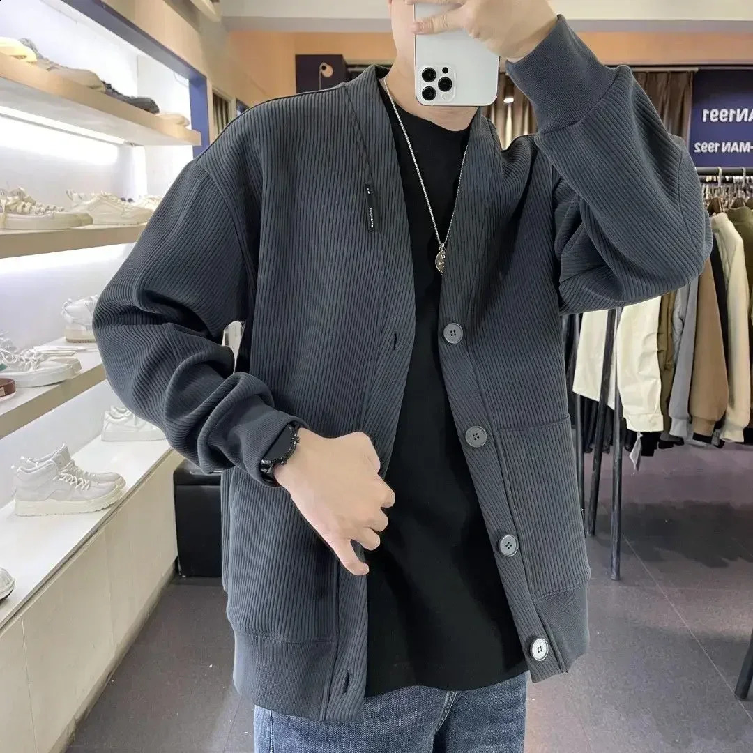 Man Clothes with Pockets Knitted Sweaters for Men Cardigan Black Plain Solid Color Korean Autumn Fashion A Cotton Neck X S 240821