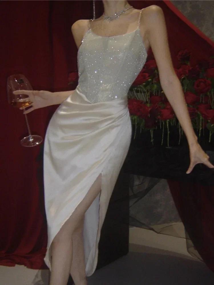 Spaghetti d'été Élégant robe midi décontractée pour les femmes vintage chic bodycon fête robes de bal femelle robe de soirée sexy 240822
