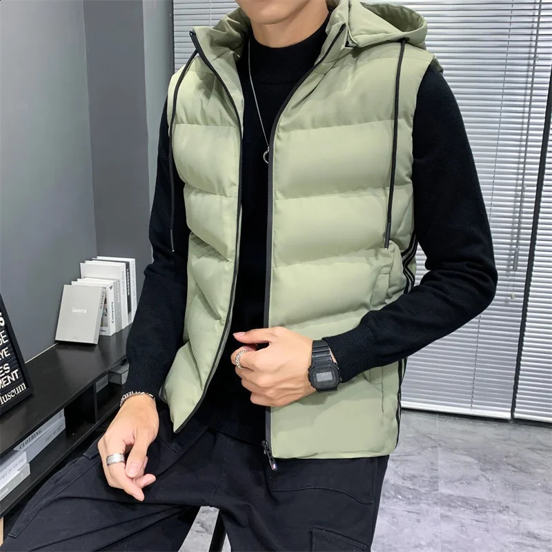 Hoodie à base de mode à hommes sweat à sweat simple élégant version sans manches minces d'hiver Hooded décontractés vestelles 240823