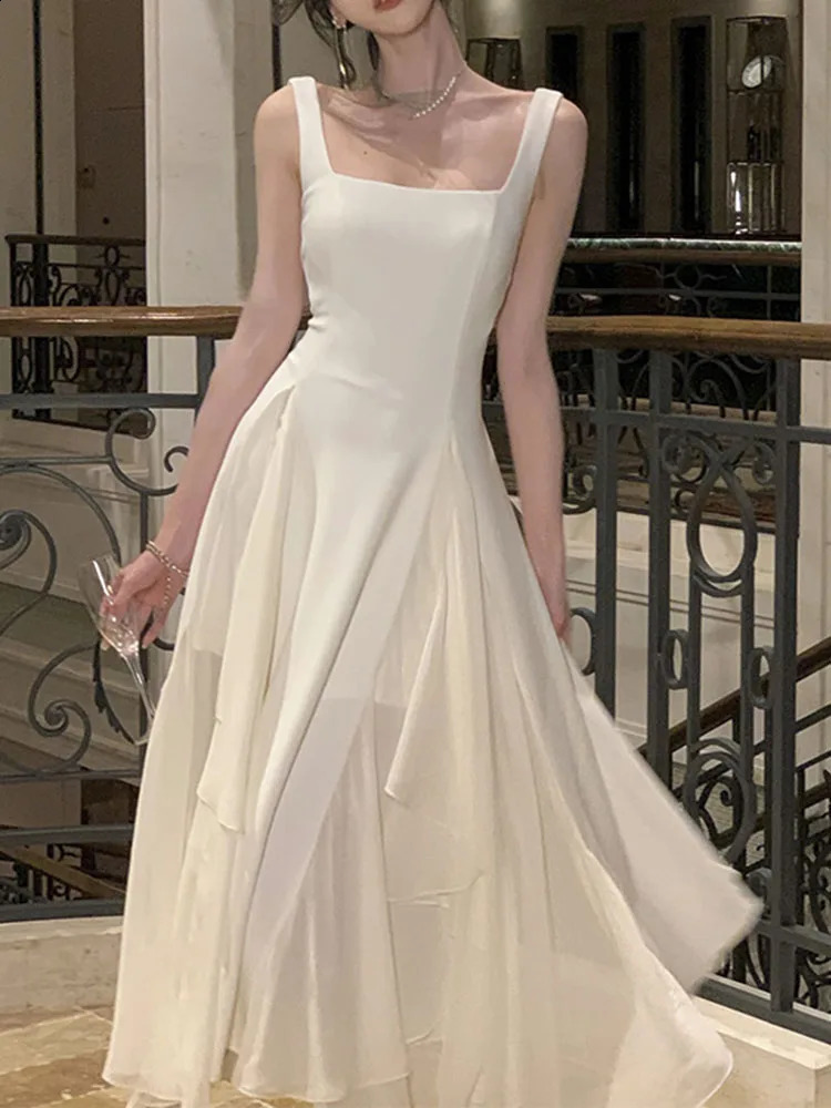 Été à Ruffles Robes midi pour les femmes Elegant Evening Party Robe blanche Princesse Occasion formelle Largos Vestidos 240822