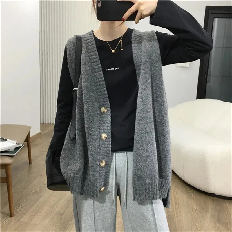 Fashion Sweater Veste Coat Femme Verbe V Vest de gilet Femme Femme d'automne Hiver Couleur solide Couleur en tricot Fashion Vaites Loose Top 2408
