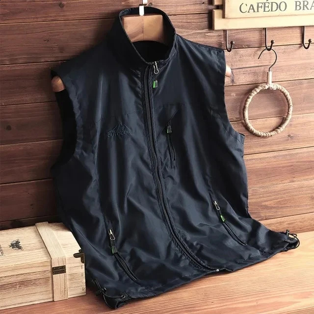 Spring and Autumn Thin Casual Breathable Vest Coat for Mens Youth Middle aged Elderly Quick Drying Tank Top 240822