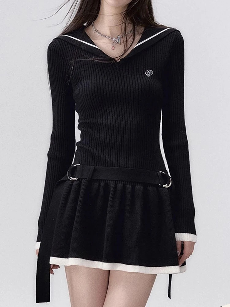 Robe tricotée noire Femmes Fashion coréenne Mini robes de style marécage