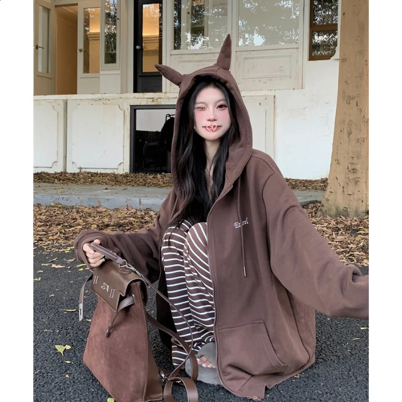 Brown Jacket Sweatshirt Women Vintage Coat Long Sleeve Streetwear Korean Fashion Casual Y2K Style Winter Female Hooded Tops 240822