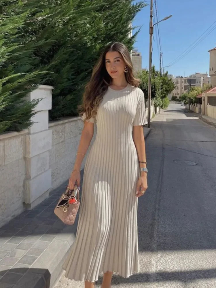 Elegant Solid Ribbed Knitted Maxi Dress Women O-neck Short Sleeve Pleated Lace Up Dresses Summer Lady Streetwear Robe 240822