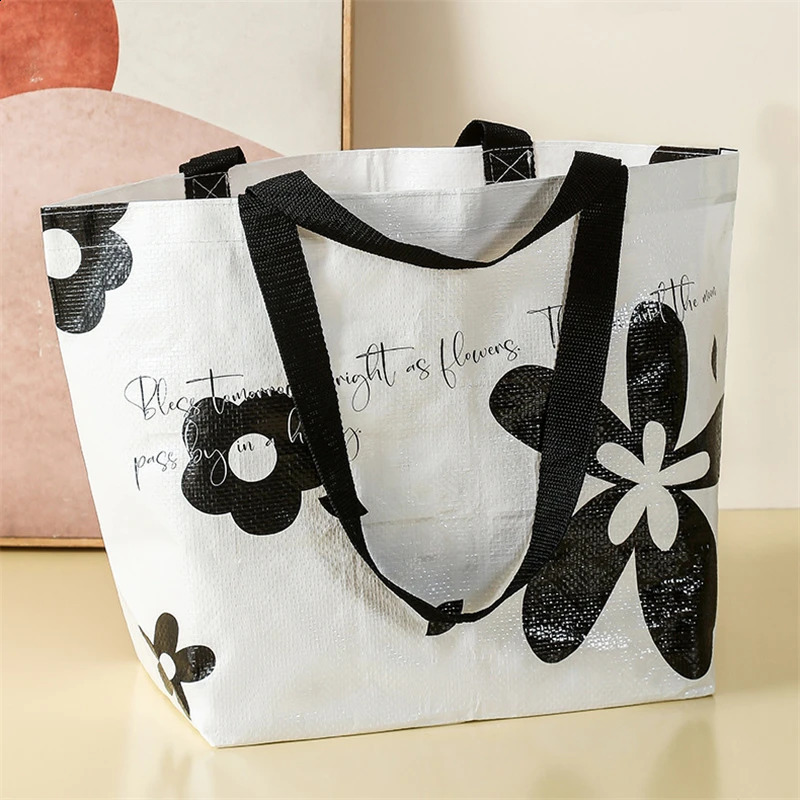 Foldable PP Woven Shopper Bag Reusable Convenient Eco Tote Supermarket Shopping Vegetable Grocery Storage Handbag for Women 240822Z