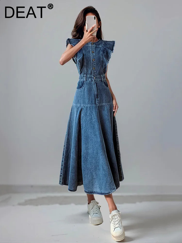 DEAT Fashion Denim Dress For Women Falbala Sleeveless Round Neck Single Breasted Pleated Dresses Female Summer 33A1614 240822