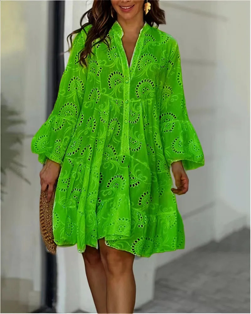 Womens hollow dress elegant retro solid lace dress in summer and autumn V-neck loose embroidered vest beach mini dress 240824 ww