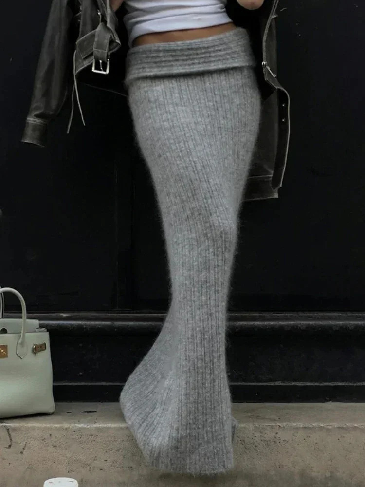 TARUXY Knitted High Waist Long Skirts For Women Retro Casual Loose Maxi Skirt Womens Autumn Winter Elegant Skirt Female 240823
