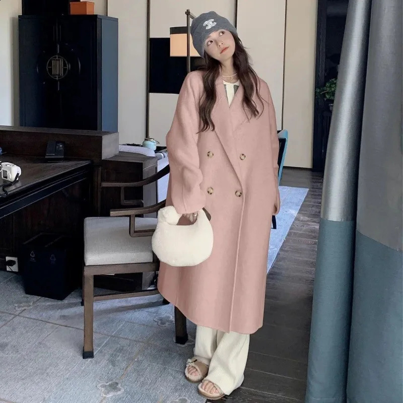 2024 Autumn And Winter College Style Pink Woolen Coat Womens HighEnd 240823