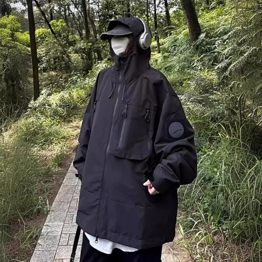American Style Outdoor Three-function Softshell Jacket For Men Spring Autumn Windproof Sport Top Clothing Length 240823