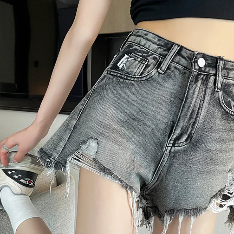Pantalon court en jean pour la femme pour porter des shorts pour femmes hautes taille déchirée, des tenues de style coréen élégant décontractée x