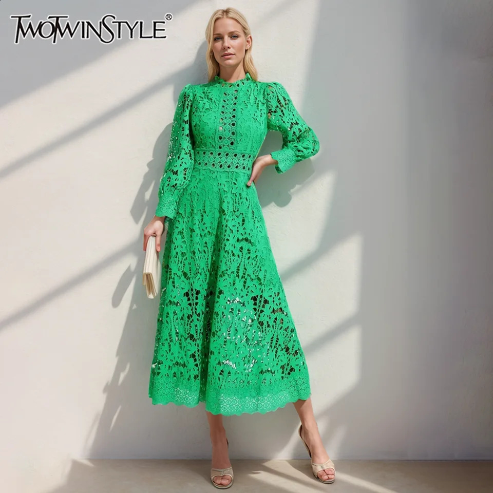 Twotyle Womens Green Robe Stand Collar Long Manche Long Taired Solid Midi Robe Automne Robe Edition 240824