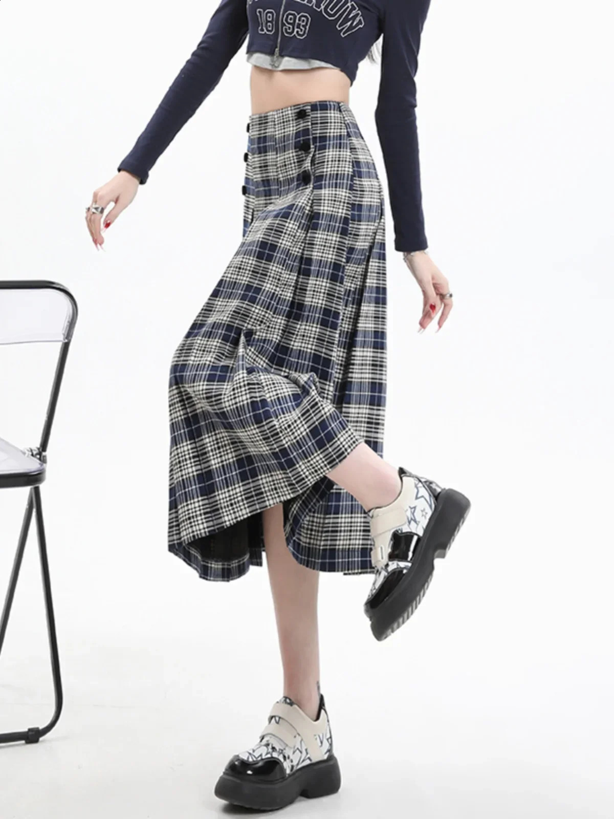 Womens Grey Plaid A-line Pleated Skirt Vintage Y2k Long Skirt 90s Aesthetic Korean Elegant Preppy Style Skirts 2000s Clothes 240823