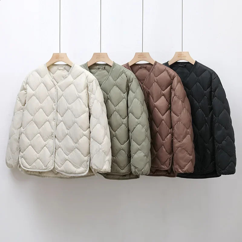 Female Ultra Light Down Jacket Womens Collarless Light Down Jacket Liner Rhomboid V-Neck Loose Slim White Duck Short Jacket 240824