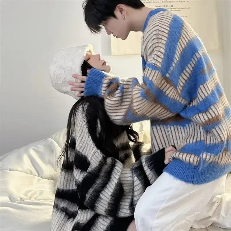 Guangzhou Trendy Shantou Angora Sweater Mens Automne / hiver élégant Top Top American Style Casual Couple Veste 240824