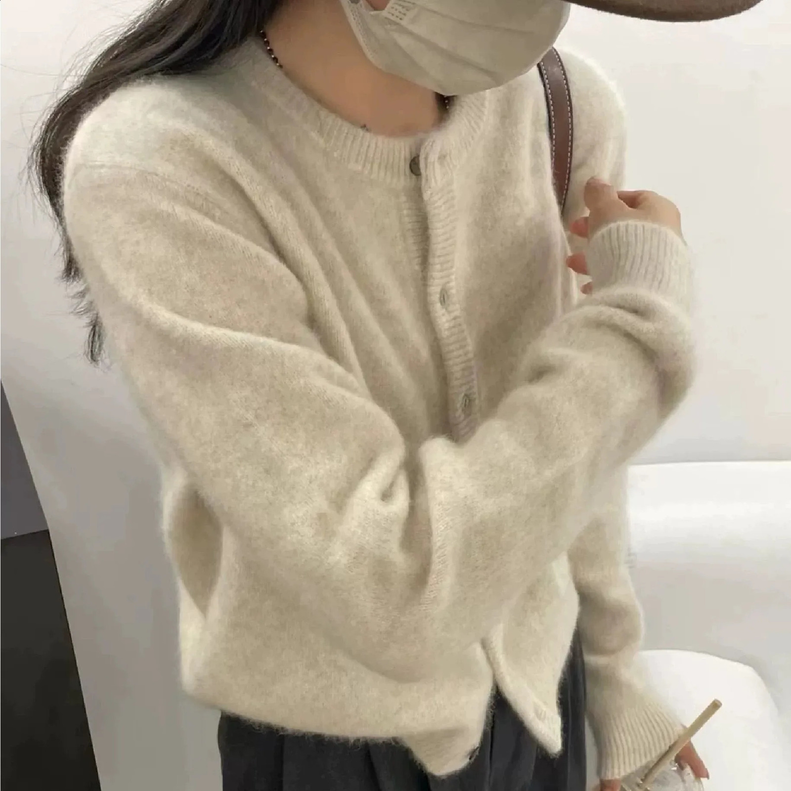 100 pure cashmere cardigan womens autumn and winter round neck sweater loose Korean knitted short coat 240824