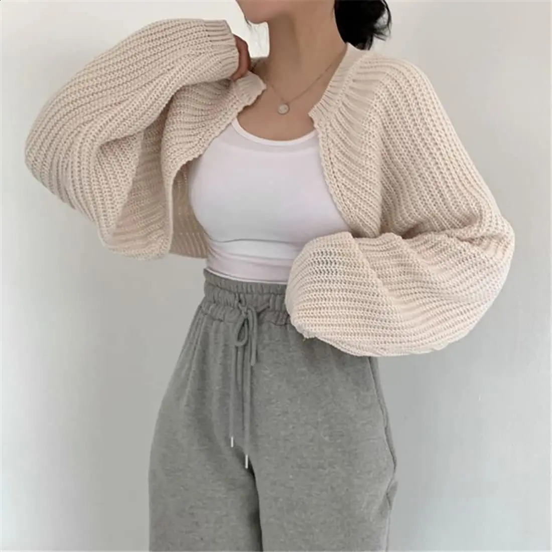Gaono Femmes Y2K Tricot Cropped Bolero haussier en hausse des épaulements Bolero Pull Bolero Long Sleeve Open Front Tricot Crop Cardigan 240824