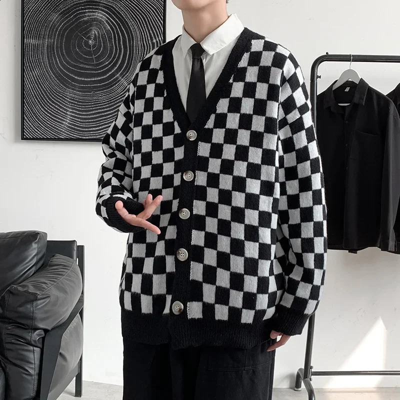 Pull à laine de cardigan ordinaire décontracté pour hommes au printemps et à l'automne Style Street Hip-Hop Tricot coréen Verson