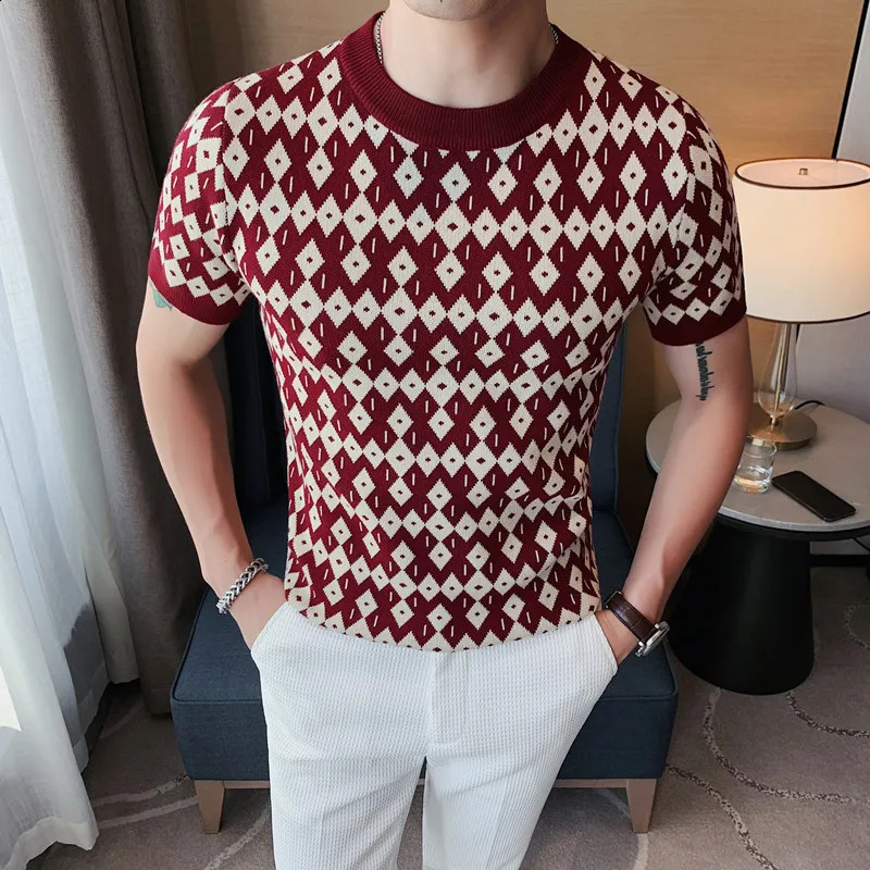 Style coréen Haut-qualité Mens Plain à manches courtes à manches courtes à manches courtes / hommes Ultra-minces adaptés au Fahion O-Leck Set Tre