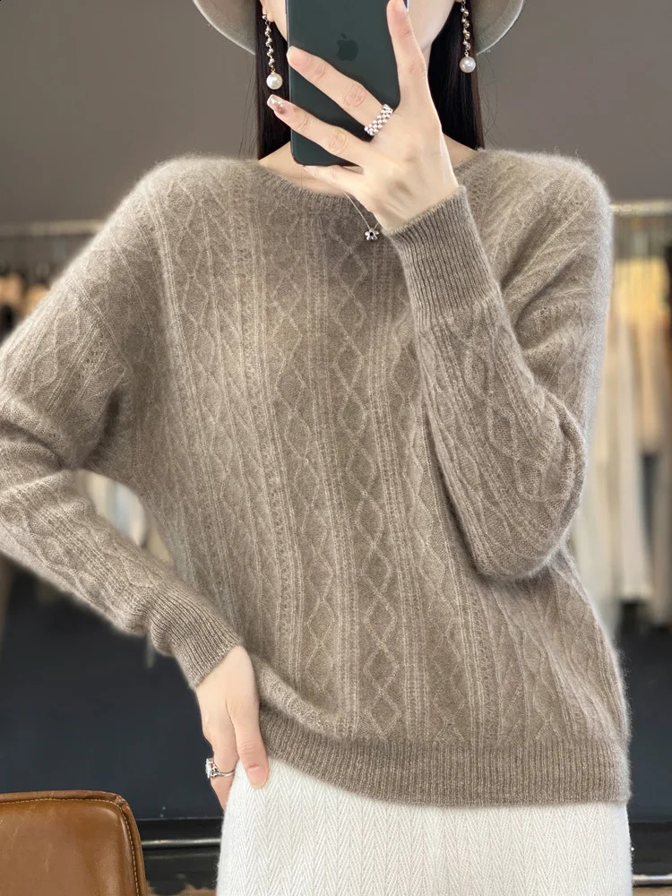 Autumn Winter 100% Merino Wool Pullover Sweater For Women Twist O-Neck Long Sleeve Cashmere Knitwear Korean Fashion Tops 240826
