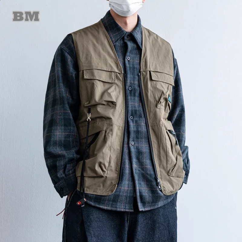 Fonction de streetwear japonaise Veille de cargaison multi-poche pour hommes HARAJUKU Veste sans manches décontractée Corée de mode corée tactiqu