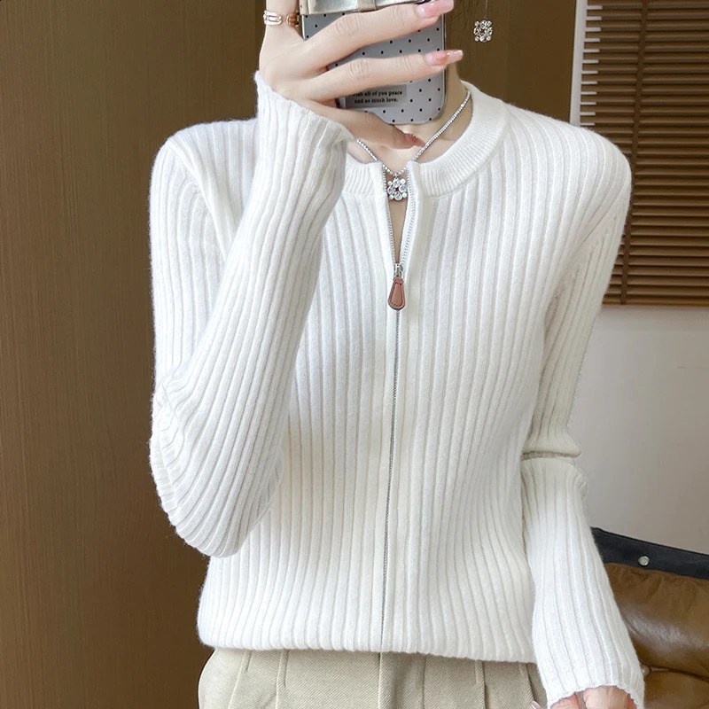 Autumn and winter womens cardigan 100% pure wool O-neck loose zipper solid color loose cashmere fashion padded coat. 240824