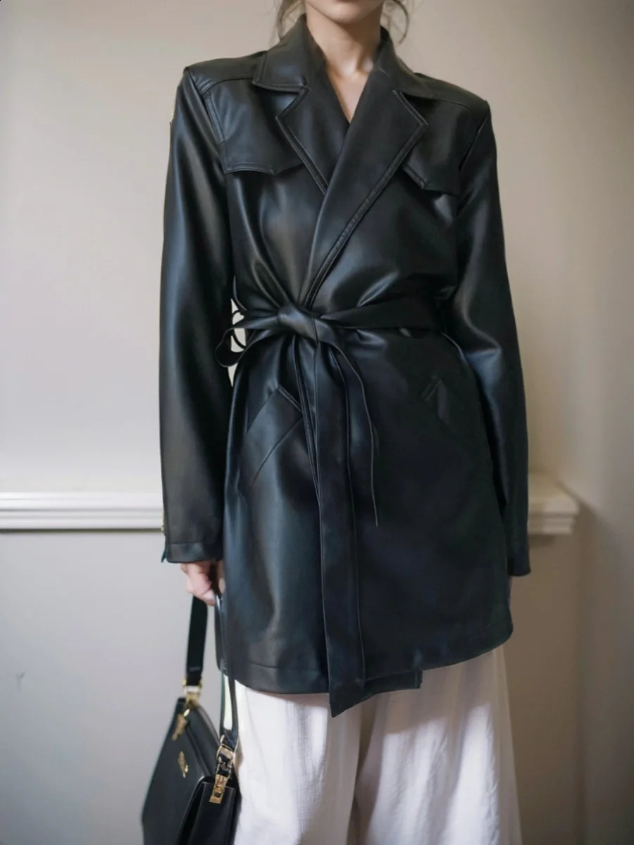Black Leather Jacket Womens Autumn Winter Korean Fashion Slim PU Coats Temperament Mid-length Suit PU Outerwear with Belt 240824