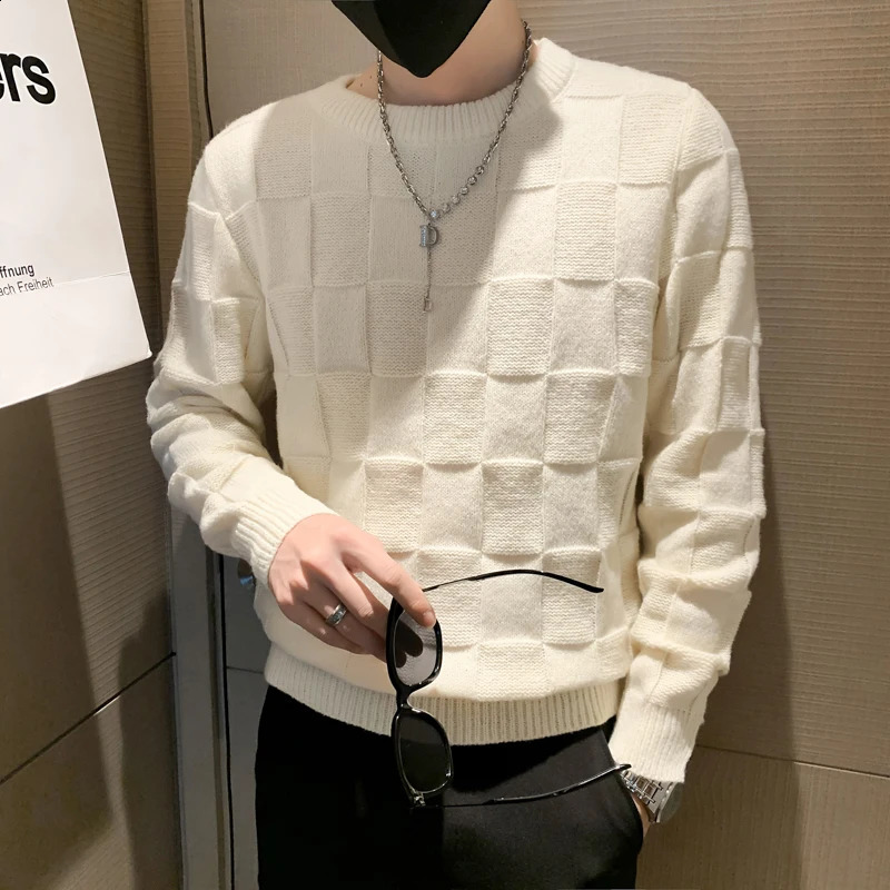 Basic mens sweater solid color O-neck long sleeved knitted mens latte art winter fashion grid warm sweater added size S-3XL 240824
