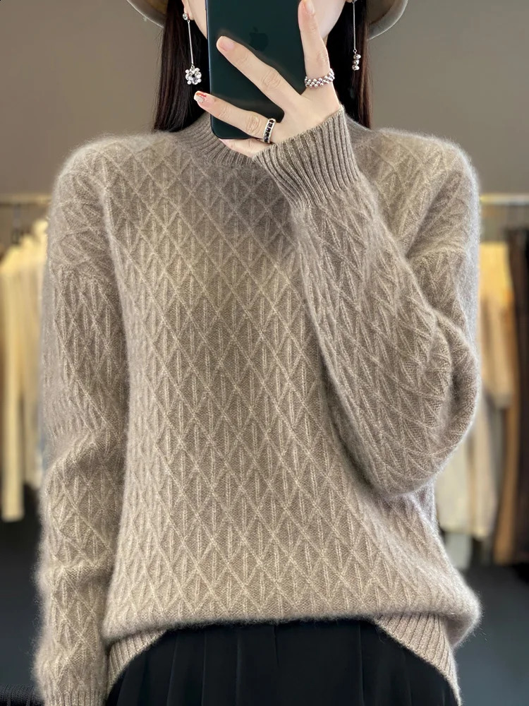 Plul à carreaux en diamant pour femmes en diamant brossé en automne et hiver 100% mérinos en laine mérinos cachemire femme en tricot top 240826