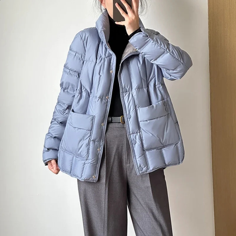 Ultralight Warm Womens Down Jacket Autumn Winter Korean Fashion High-end 90% White Duck Down Female Puffer Coat 240824