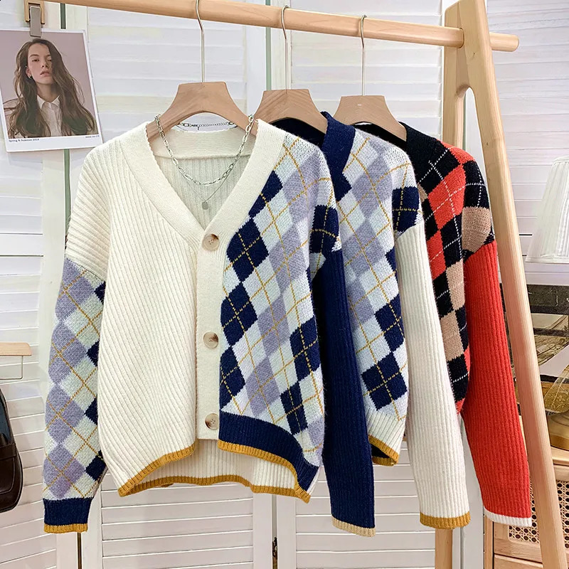 Flat fit slim knit V-neck sweater cardigan womens long sleeved single breasted knitted top autumn vintage elegant chic jumping 240826